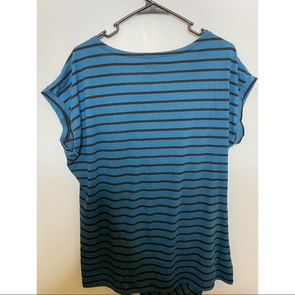 Striped top - Picture 2 of 2